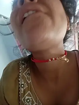 Snapshot of Sangita_g chatting on 06-10-26, 04:13 Sangita g online show from 06-10-26, 04:13