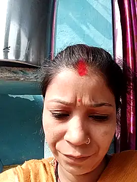 Snapshot of Sangita_g chatting on 11-25-25, 06:47 Sangita g online show from 11-25-25, 06:47