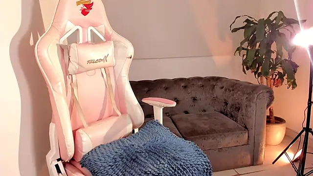 eva  s online show from 05-30-26, 11:32