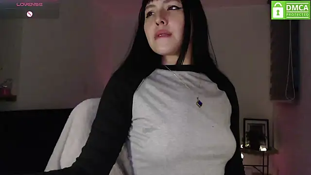 Snapshot of just_meko chatting on 05-25-26, 12:43 just meko online show from 05-25-26, 12:43