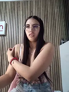 Valk submissive online show from 04-09-26, 05:31