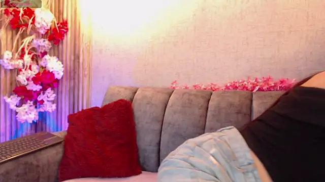 Valk submissive online show from 02-26-26, 04:23