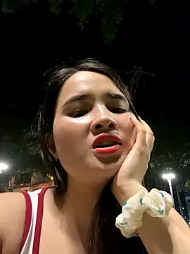 Okleotina9 online show from 10-31-25, 04:03