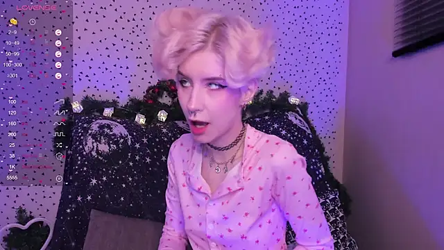 Angel Julles online show from 12-20-25, 01:52