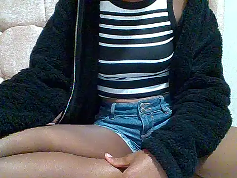 Petite baby5 online show from 05-31-26, 08:09