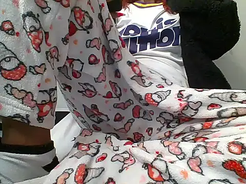 Petite baby5 online show from 04-21-26, 12:12