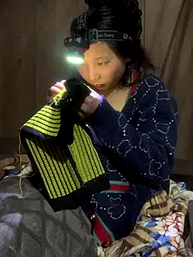 bi-bo123 online show from 12-05-25, 01:43