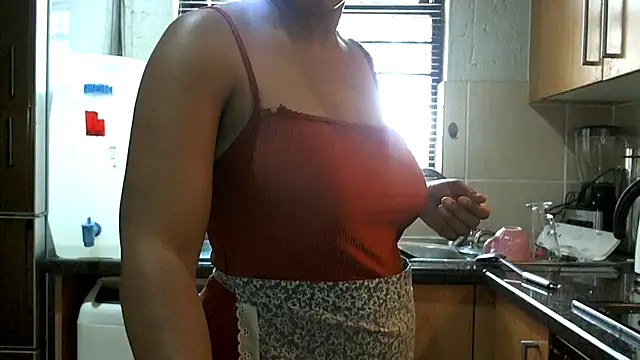 NewBeginnings8 online show from 05-09-26, 01:36