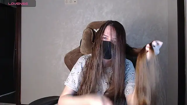 ZlatoslavaLo online show from 11-28-25, 06:24