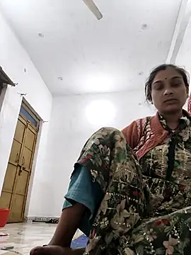 Cute Arushi online show from 11-21-25, 12:37