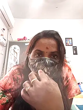 Snapshot of Cutie_Rani chatting on 10-31-25, 09:17 Cutie Rani online show from 10-31-25, 09:17