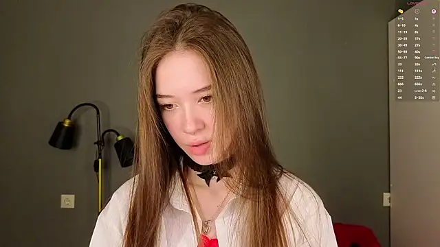 tinyanie online show from 03-06-26, 08:37