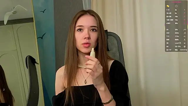 tinyanie online show from 12-05-25, 06:12