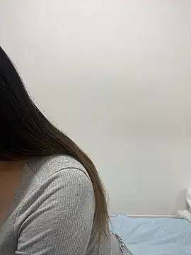 Snapshot of emiri_da_nyan chatting on 05-23-26, 10:14 emiri da nyan online show from 05-23-26, 10:14