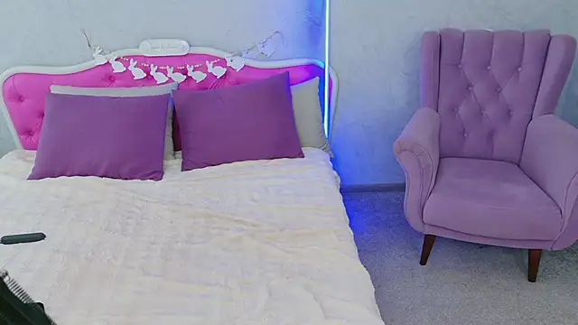 Barbie Kris   online show from 04-21-26, 02:25