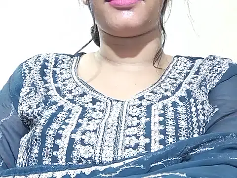 Nancy queen001 online show from 11-04-25, 10:02