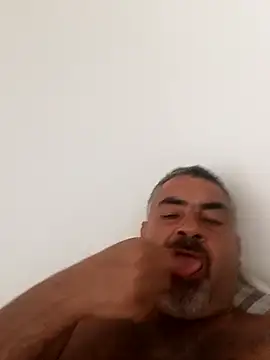 Ricardotarado online show from 01-14-26, 01:48