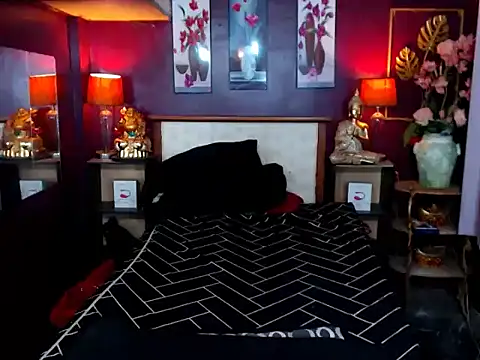 Plastique PATRICIA online show from 03-28-26, 08:37