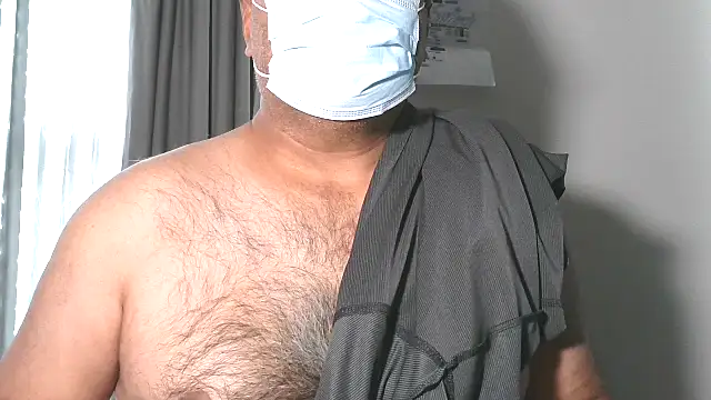 SUN-MON-69 online show from 11-11-25, 04:02