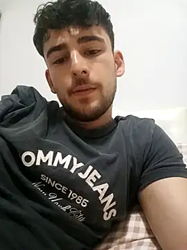 yasinesra757  online show from 02-08-26, 01:58