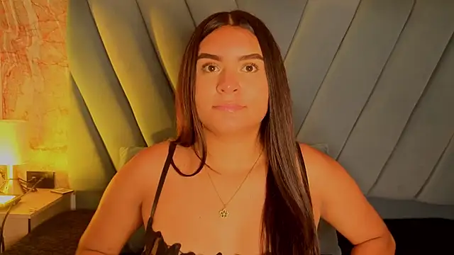 amarahanks1 online show from 11-08-25, 11:25