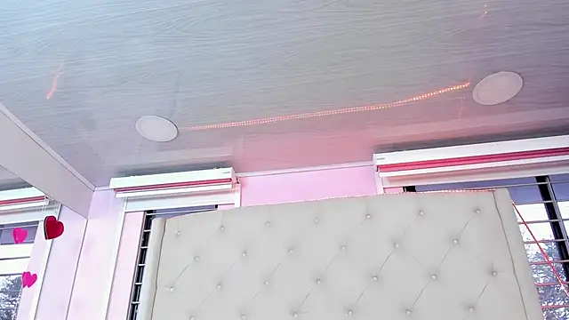 scarlett leblanc  online show from 04-11-26, 12:53