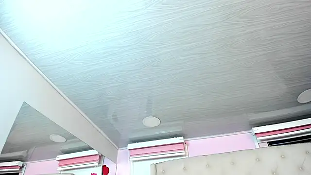 Snapshot of scarlett_leblanc_ chatting on 07-07-26, 11:47 scarlett leblanc online show from 07-07-26, 11:47