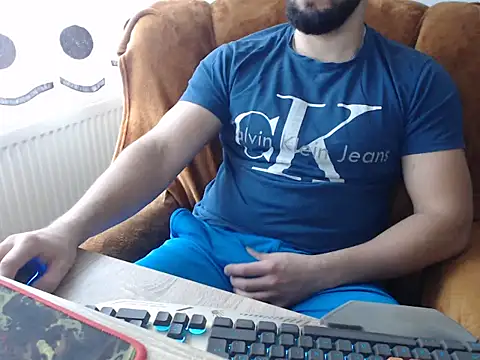 Snapshot of strongcoffee10 chatting on 11-09-25, 01:26 strongcoffee10 online show from 11-09-25, 01:26