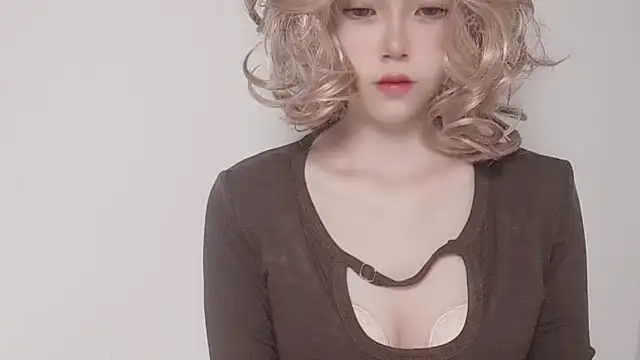 JuliaNoir online show from 03-06-26, 10:10