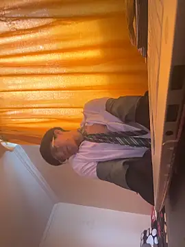 Snapshot of Itsllua21 chatting on 10-30-25, 06:05 Itsllua21 online show from 10-30-25, 06:05