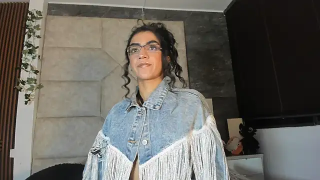 Liia Leens online show from 02-23-26, 02:24