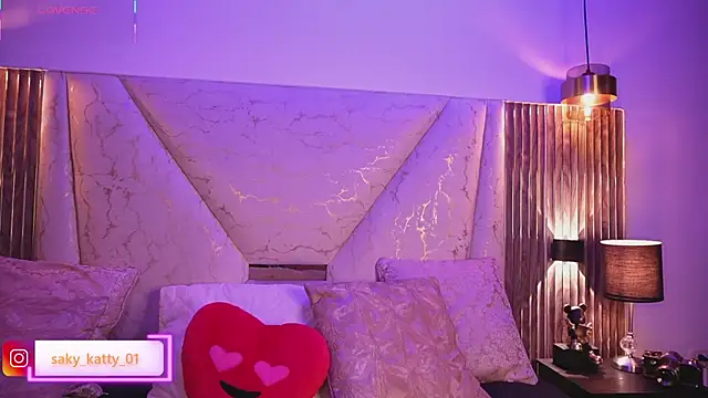 Kat Saky online show from 04-13-26, 11:42