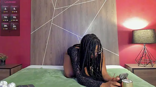 ErikaSouza online show from 11-12-25, 11:36