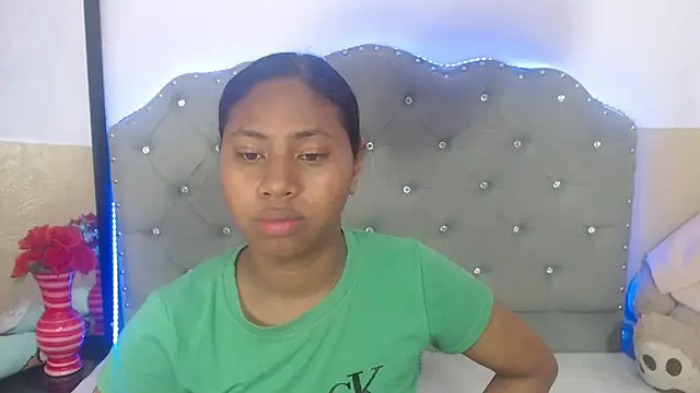 valentinavega18x online show from 11-12-25, 08:01