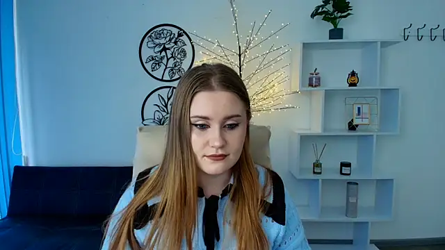 NinaSavkoo online show from 11-03-25, 12:53