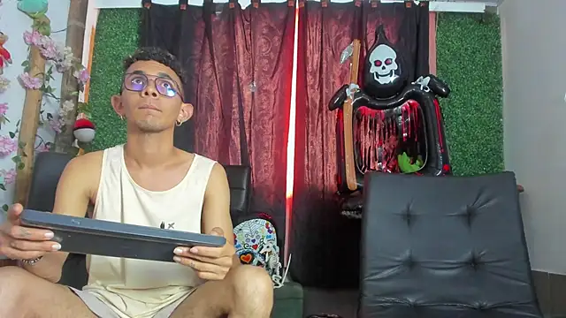 jackk blaze online show from 10-30-25, 07:33