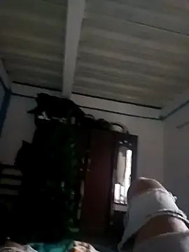 Snapshot of jhoan_9304 chatting on 11-09-25, 06:23 jhoan 9304 online show from 11-09-25, 06:23