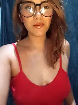 Snapshot of lola_mamadas chatting on 11-25-25, 04:02 lola mamadas online show from 11-25-25, 04:02