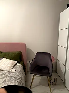 HotLdyllic online show from 12-15-25, 08:09