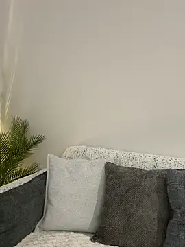 HotLdyllic online show from 04-19-26, 03:24