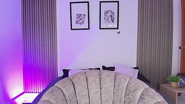 Madisonkay online show from 03-22-26, 07:04