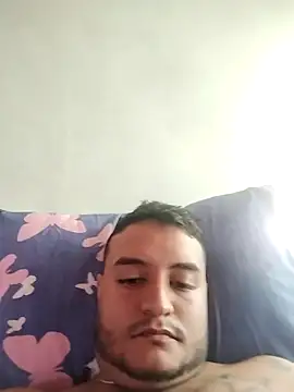 Snapshot of yeisonren99 chatting on 11-04-25, 03:05 yeisonren99 online show from 11-04-25, 03:05