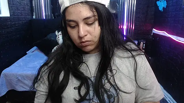 Snapshot of lehia_285 chatting on 06-02-26, 01:33 lehia 285 online show from 06-02-26, 01:33