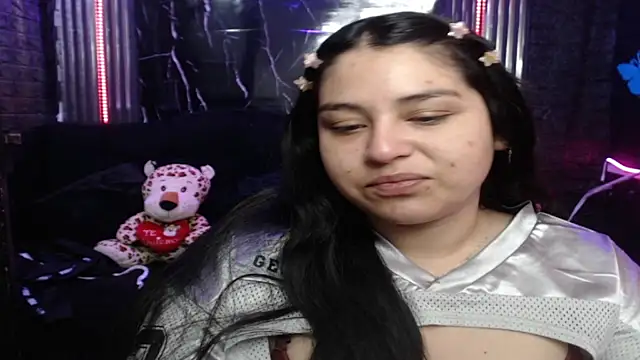 Snapshot of lehia_285 chatting on 04-13-26, 01:26 lehia 285 online show from 04-13-26, 01:26