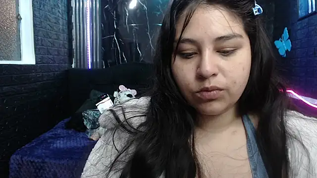 Snapshot of lehia_285 chatting on 06-20-26, 01:16 lehia 285 online show from 06-20-26, 01:16