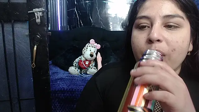 Snapshot of lehia_285 chatting on 06-30-26, 01:22 lehia 285 online show from 06-30-26, 01:22