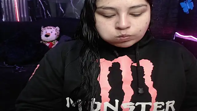 Snapshot of lehia_285 chatting on 04-02-26, 01:18 lehia 285 online show from 04-02-26, 01:18