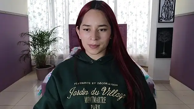 alaia skater online show from 11-29-25, 05:02