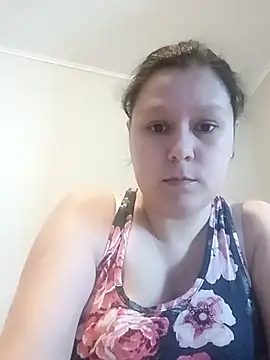 GlitterAuburn online show from 03-24-26, 03:01