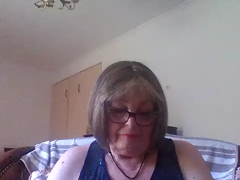 Milaniya606 online show from 07-18-26, 08:23
